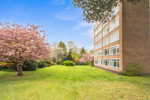 3 bedroom apartment for sale, Withyholt Court, Charlton Kings, Cheltenham