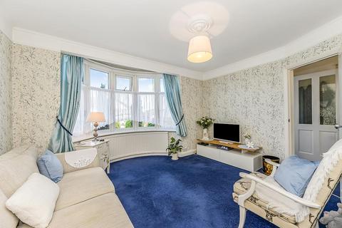 2 bedroom semi-detached house for sale, Waltham Way, Chingford