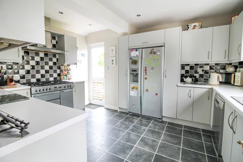 3 bedroom detached house for sale, Windsor Road, Farnborough , GU14
