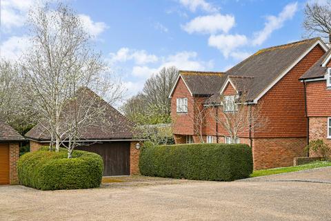 4 bedroom detached house for sale, Mulberry Gardens, Tenterden, Kent, TN30