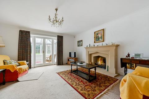 4 bedroom detached house for sale, Mulberry Gardens, Tenterden, Kent, TN30