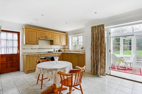 4 bedroom detached house for sale, Mulberry Gardens, Tenterden, Kent, TN30