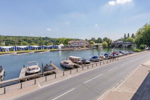 2 bedroom apartment for sale, Thameside, Henley-On-Thames RG9