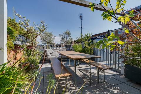 3 bedroom house for sale, Gloucester Avenue, London NW1