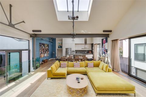 3 bedroom house for sale, Gloucester Avenue, London NW1