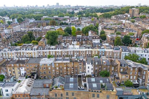 3 bedroom house for sale, Gloucester Avenue, London NW1