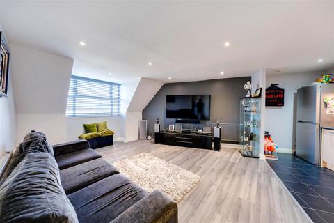 1 bedroom flat for sale, Tanners Close, Crayford