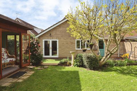 4 bedroom detached bungalow for sale, Stradling Close, Sully, Penarth