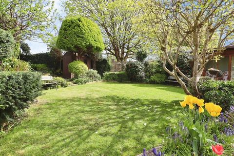 4 bedroom detached bungalow for sale, Stradling Close, Sully, Penarth