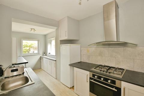 3 bedroom end of terrace house for sale, Queens Road, Littlestone, New Romney, Kent, TN28