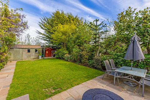 4 bedroom house for sale, Merrion Avenue, Stanmore, HA7