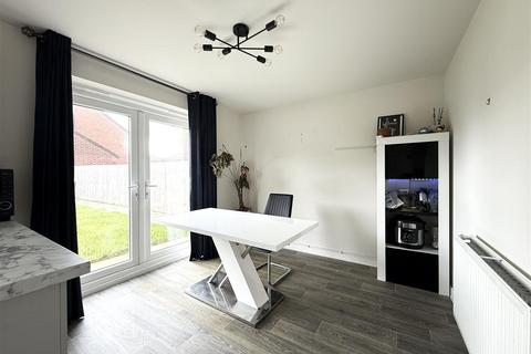 4 bedroom detached house for sale, Liddle Close, Weir Hill Gardens, Shrewsbury