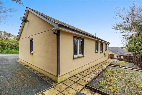 4 bedroom detached bungalow for sale, Ffynnon Dewi, Martletwy