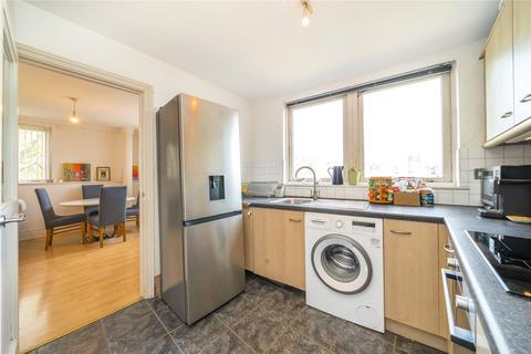 2 bedroom flat for sale, Three Colt Street, London, E14