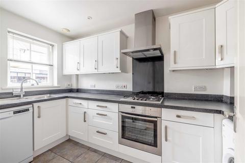 3 bedroom semi-detached house for sale, St. Leonards Road, Windsor
