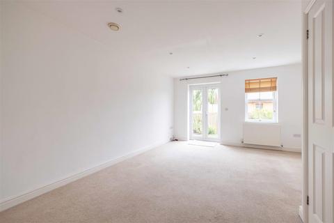 3 bedroom semi-detached house for sale, St. Leonards Road, Windsor