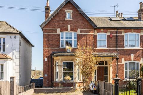 4 bedroom semi-detached house for sale, Earlswood Road, Redhill