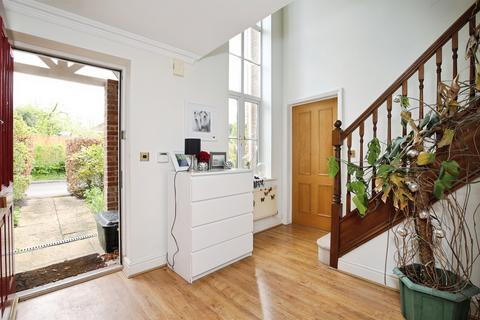 4 bedroom detached house for sale, Pinetum Close, Devizes