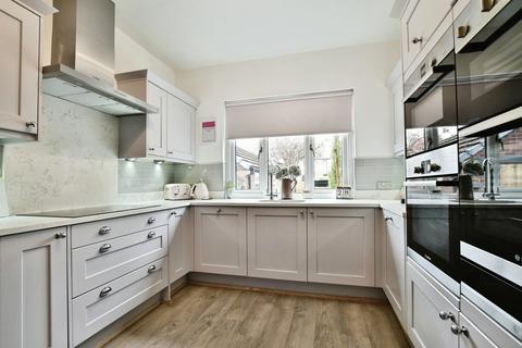 3 bedroom semi-detached house for sale, Macclesfield Road, Stockport SK7