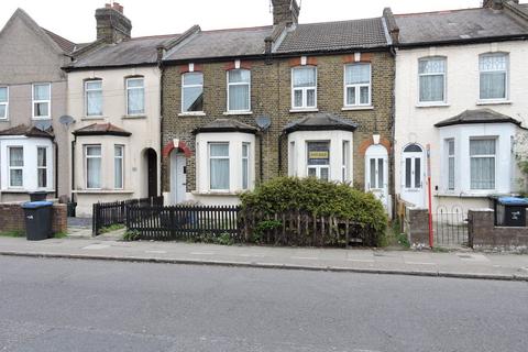 Ordnance Road, Enfield Lock, Enfield, EN3