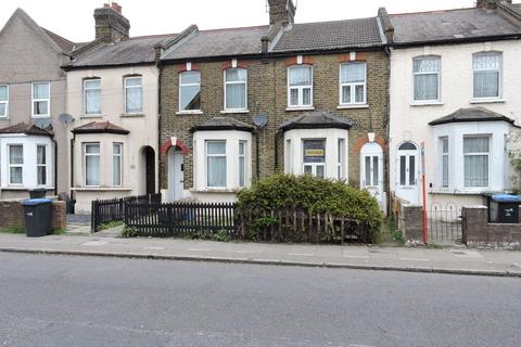 Ordnance Road, Enfield Lock, Enfield, EN3