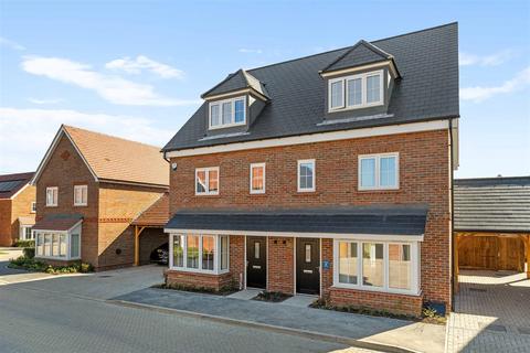 The Daylesford, Warwick Place, Hammondstreet Road, Cheshunt