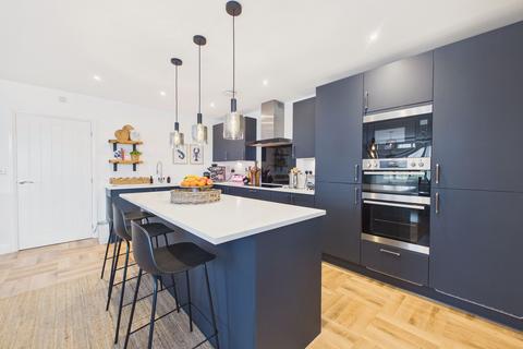2 bedroom flat for sale, Bowes Gate Drive, Lambton Park, DH3