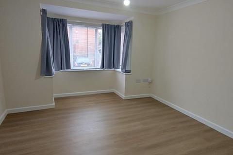 2 bedroom apartment to rent, Cox's Lane, Southampton