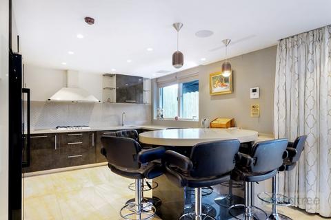 5 bedroom detached house for sale, Edgeworth Crescent, Hendon NW4