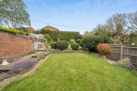 2 bedroom detached bungalow for sale, Butts Road,  Horspath,  OX33