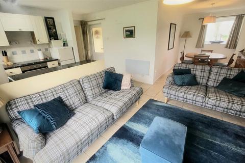 3 bedroom flat for sale, 24 Glan Gors, Harlech