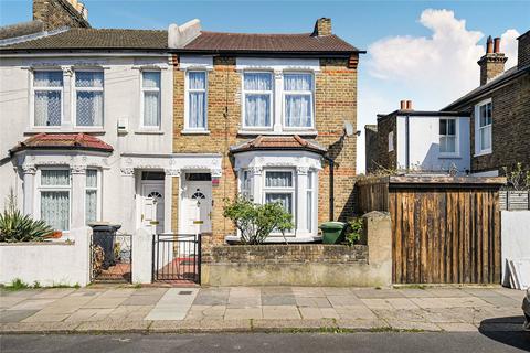 3 bedroom end of terrace house for sale, Merritt Road, London, SE4