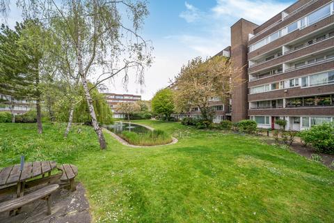 1 bedroom flat for sale, Fair Acres, Bromley, Kent, BR2