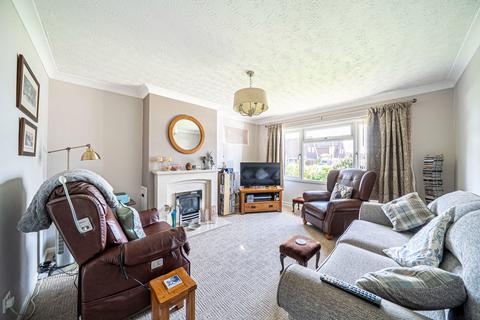 3 bedroom semi-detached house for sale, Hunters Close, Oakley, Basingstoke, RG23 7BG