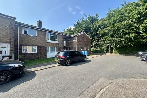 undefined, Kingsland, Harlow