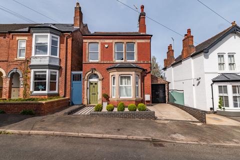 4 bedroom detached house for sale, Osborne Street, Burton-On-Trent, DE15