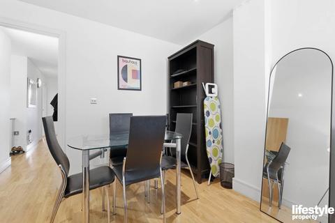 2 bedroom flat for sale, 86 Cheshire Street, London,