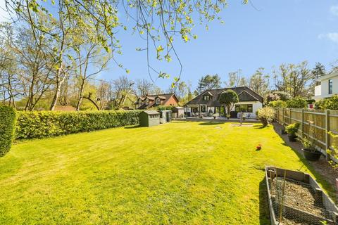 5 bedroom detached bungalow for sale, Snow Hill, Copthorne, Crawley
