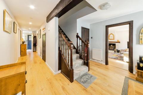 5 bedroom detached bungalow for sale, Snow Hill, Copthorne, Crawley