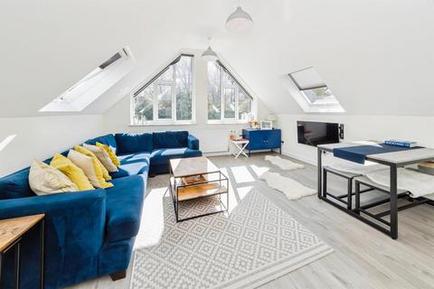 5 bedroom detached bungalow for sale, Snow Hill, Copthorne, Crawley
