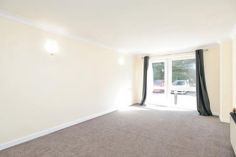 undefined, Cassio Road, Watford