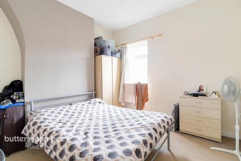 2 bedroom terraced house for sale, Elgin Street, Stoke-On-Trent ST4 2RD