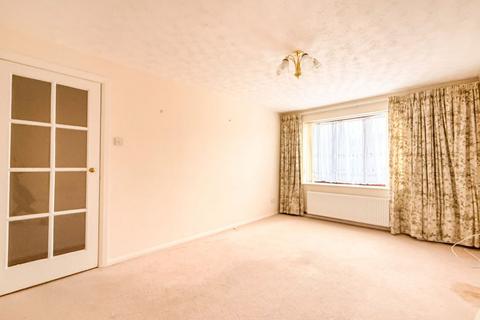 1 bedroom flat for sale, Lymington Road, New Milton BH25