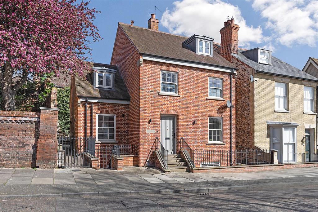 Looms Lane, Bury St. Edmunds 5 bed detached house for sale - £725,000