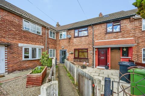 3 bedroom flat for sale, Simons Croft, Bootle, Merseyside, L30