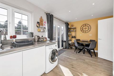 3 bedroom semi-detached house for sale, Robinson Gardens, Royston SG8
