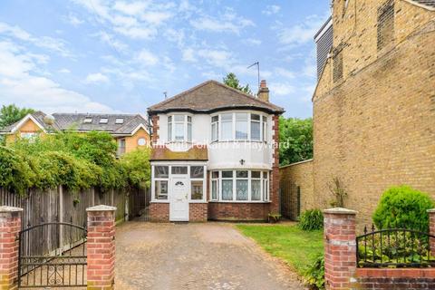 Chelmsford Road, Southgate, London, N14