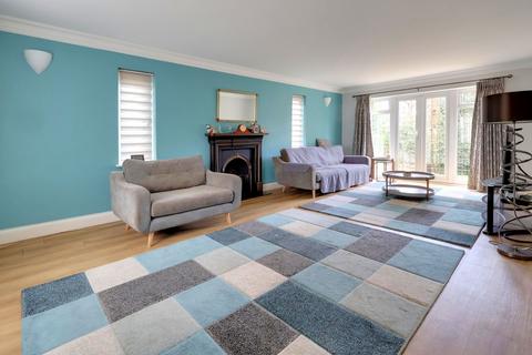 5 bedroom detached house for sale, Oaks Lane, Shirley