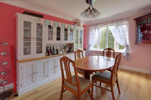 5 bedroom detached house for sale, Oaks Lane, Shirley