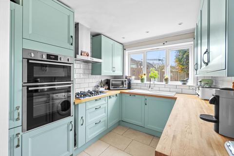 2 bedroom terraced house for sale, Cheam Common Road, Worcester Park, KT4